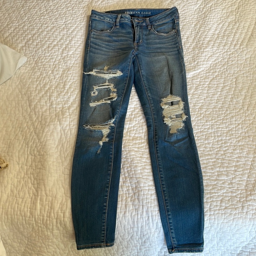 American Eagle Mid Rise Jegging